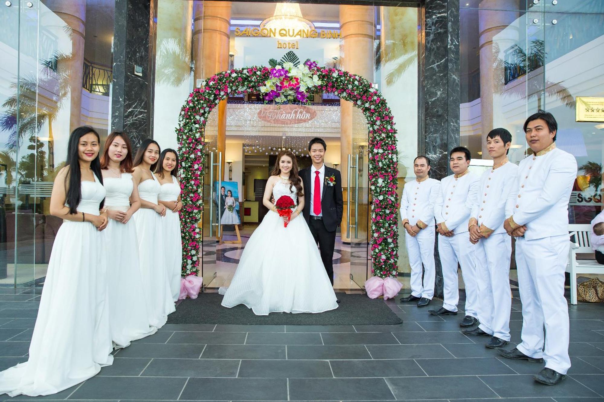 โรงแรมไซ่งอนกว๋างบิ่ง ด่งเฮ้ย ภายนอก รูปภาพ